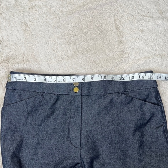 Chico's Chambray Denim Look Cropped Ankle Slacks Pants - Size 0.5 (Small/6) - Picture 5 of 10